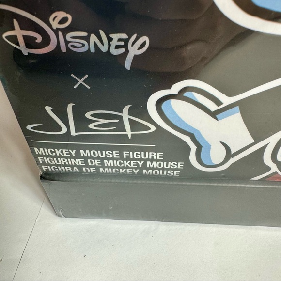 NWT. Disney Micke vinyl figure. Artist: Joe Ledbetter (J.Led) limited edition - Picture 4 of 9